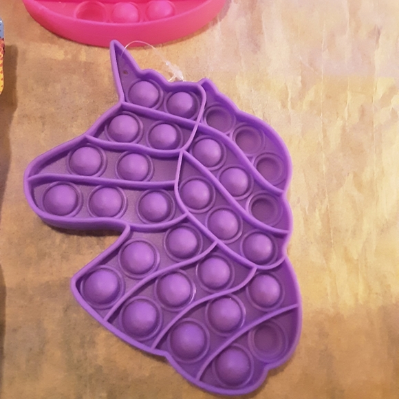 Lot of Pop It Fidget Poppers Pink, Purple, Multi NWT - Picture 4 of 6